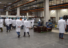 Ook de laatste rondleiding van de avond werd druk bezocht.